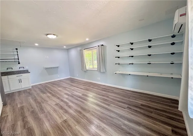 4th image of 1723 Lander Rd, Cleveland, OH 44124 | MLS# 5222903