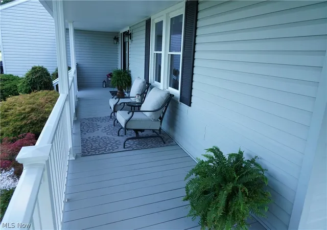 Photo 4 of Sale Pending at 2160 Lake Breeze Rd, Sheffield Village, OH 44054 | MLS# 5223393 | Listing updated on 2026-07-28
