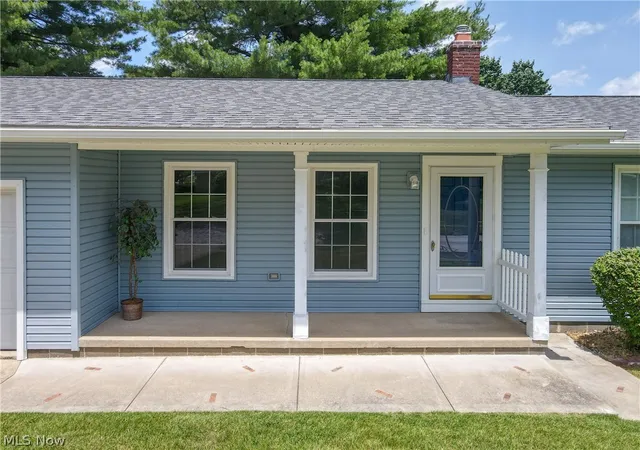 2nd image of 143 East Garwood Dr, Tallmadge, OH 44278 | MLS# 5223078