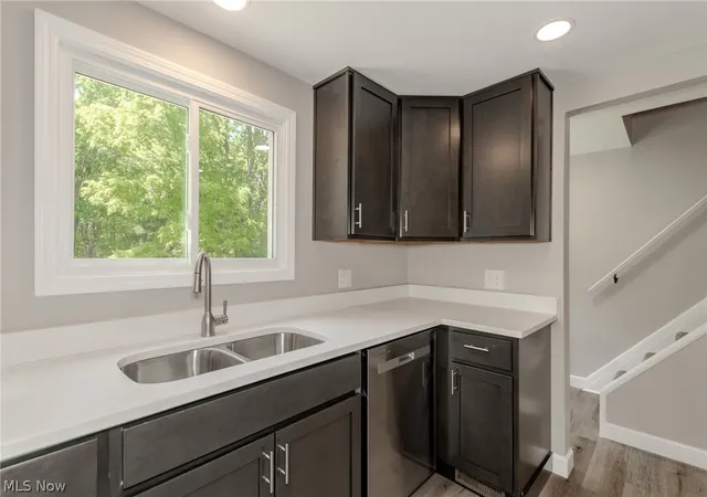 5th image of 2986 Bishop Rd, Willoughby Hills, OH 44092 | MLS# 5223306