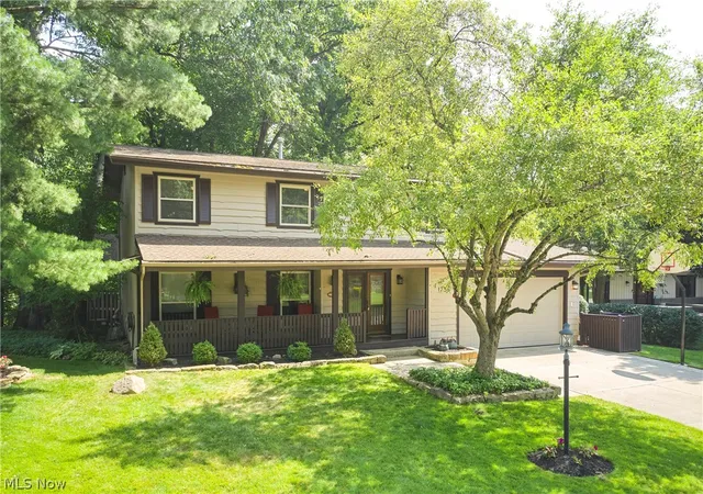 1st image of 1756 Deepwood Dr, Akron, OH 44313 | MLS# 5223451