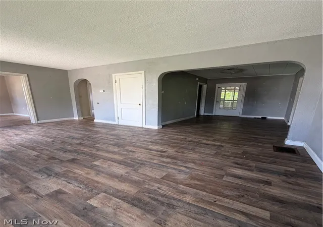 3rd image of 421 Mcdonald St, Wooster, OH 44691 | MLS# 5223819