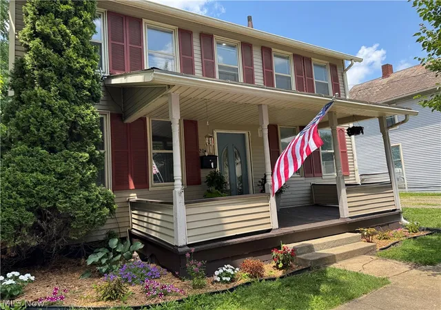 Homes for sale in Lisbon, OH | 209 W Washington St, Lisbon, OH 44432 | MLS# 5223385