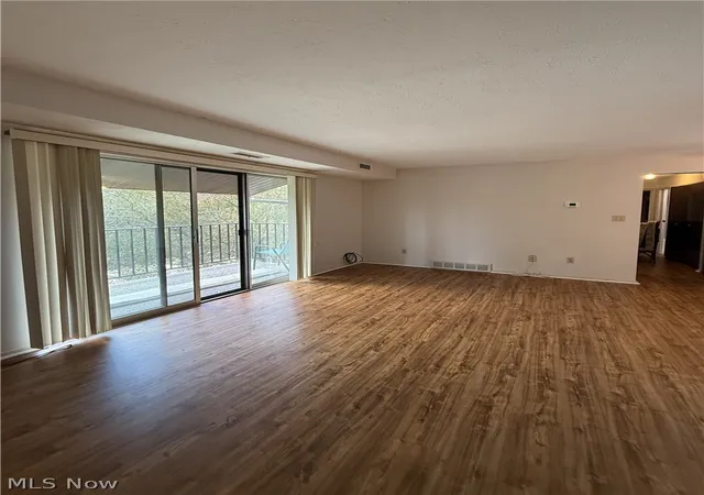 Photo 3 of Condo for sale at 16370 Heather Ln #303, Cleveland, OH 44130 | MLS# 5223758 | Listing updated on 2026-09-01