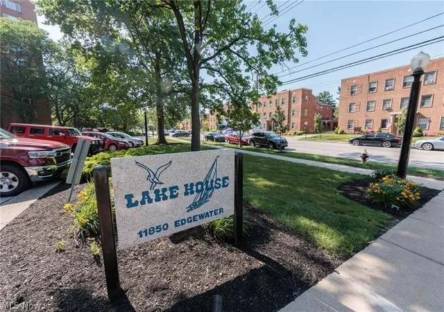 Homes for sale in Lakewood, OH | 11850 Edgewater Dr #1007, Lakewood, OH 44107 | MLS# 5223416