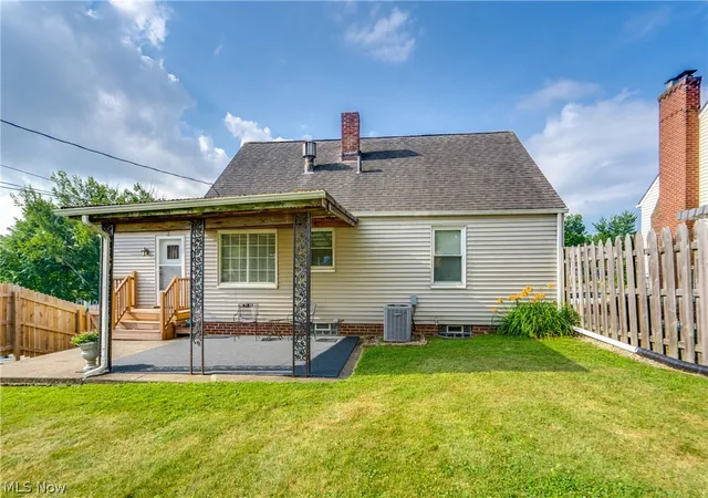 Homes for sale in Canton, OH | 1231 Spangler Rd Ne, Canton, OH 44714 | MLS# 5223654
