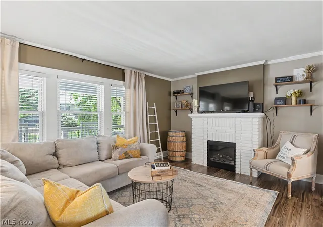 Homes for sale in Cuyahoga Falls, OH | 2048 9Th St, Cuyahoga Falls, OH 44221 | MLS# 5223852