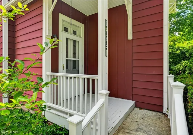 3rd image of 13721 Spring St, Burton, OH 44021 | MLS# 5222335