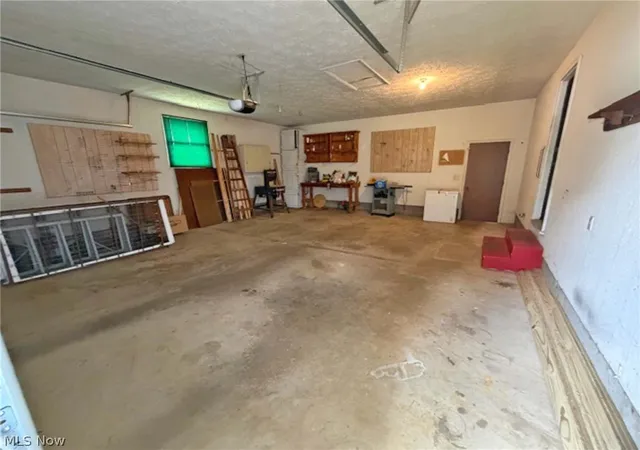 Homes for sale in Uniontown, OH | 1333 Clarence St Nw, Uniontown, OH 44685 | MLS# 5223933