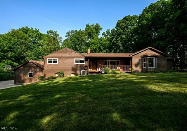 Single family home for sale at 10953 Ambler Ln, Mantua, OH 44255 | MLS# 5223828
