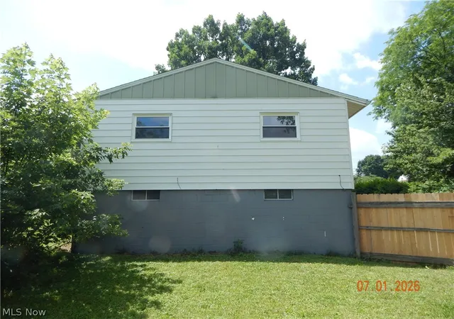 Homes for sale in Canton, OH | 1709 42Nd St Nw, Canton, OH 44709 | MLS# 5223808