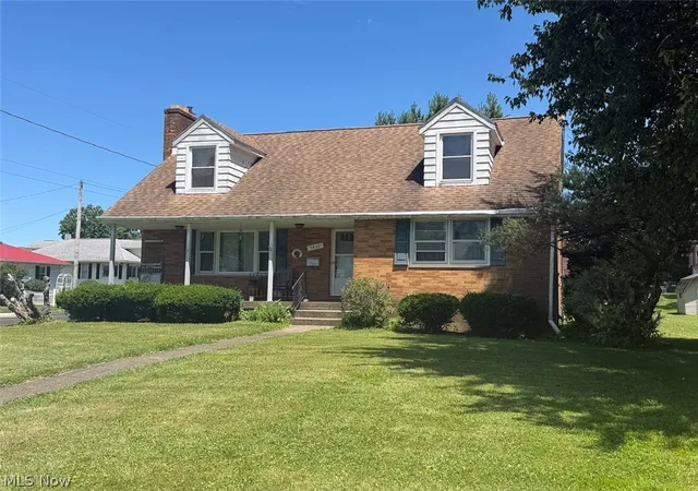 Homes for sale in Alliance, OH | 1810 Parkway Blvd, Alliance, OH 44601 | MLS# 5223945