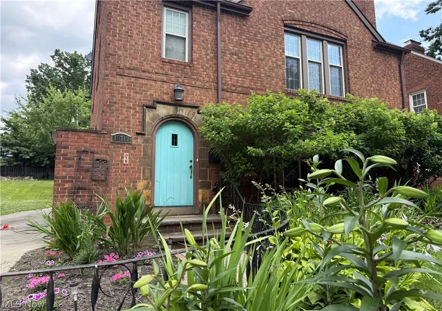 Homes for sale in Shaker Heights, OH | 16713 Lomond Blvd, Shaker Heights, OH 44120 | MLS# 5223888