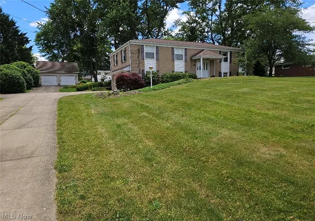 1st image of 8162 Mona St Sw, Navarre, OH 44662 | MLS# 5223967