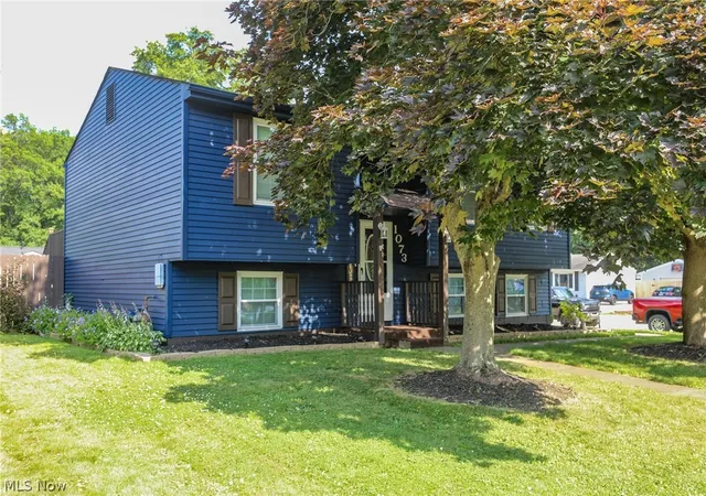 Photo 3 of Single family home for sale at 1073 Sunnywood Ln, Ravenna, OH 44266 | MLS# 5223902 | Listing updated on 2026-07-08