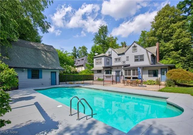 image of 2228 Chatfield Dr, Cleveland, OH 44106 | MLS# 5221009