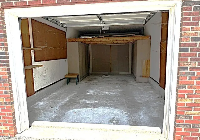 2nd image of 533 Vly Dr, Medina, OH 44256
