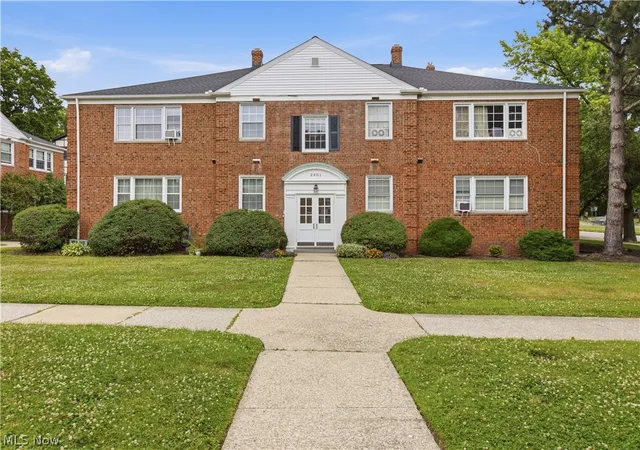 Homes for sale in Cleveland Heights, OH | 2401 Euclid Heights Blvd, Cleveland Heights, OH 44106 | MLS# 5223918