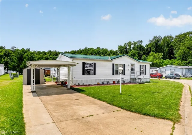 1st image of 325 Britton Dr, Geneva, OH 44041 | MLS# 5223122