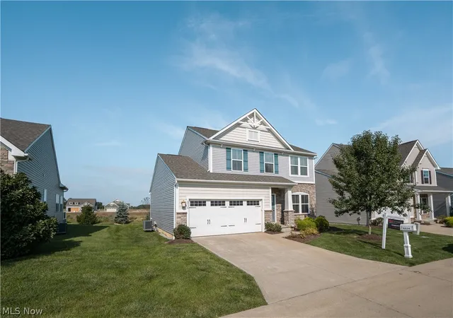 Photo 2 of Single family home for sale at 6534 Wisteria Ln, Medina, OH 44256 | MLS# 5223900 | Listing updated on 2026-09-01