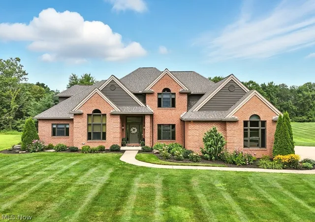 Photo 1 of Mansion for sale at 6316 Brynwood Dr, Medina, OH 44256 | MLS# 5223971 | Listing updated on 2026-08-31
