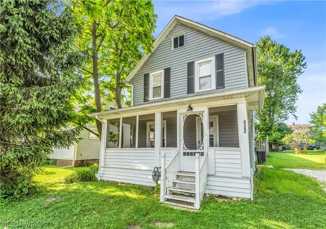1st image of 422 W Smith Rd, Medina, OH 44256 | MLS# 5223805