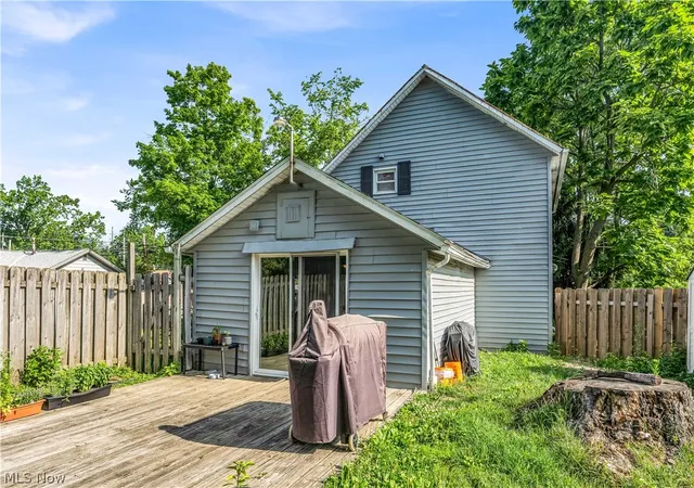 29th image of 422 W Smith Rd, Medina, OH 44256 | MLS# 5223805