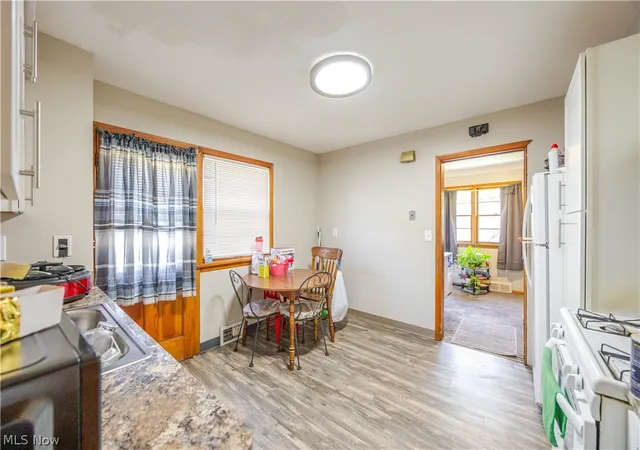 Homes for sale in Cleveland Heights, OH | 3825 Mayfield Rd, Cleveland Heights, OH 44121 | MLS# 5211588