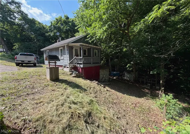 Photo 3 of Sale Pending at 1534 Shadyside Ave, East Liverpool, OH 43920 | MLS# 5224022 | Listing updated on 2026-08-21