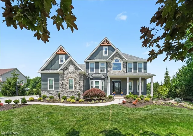 2nd image of 11780 Ascot Ln, Chagrin Falls, OH 44023 | MLS# 5221982