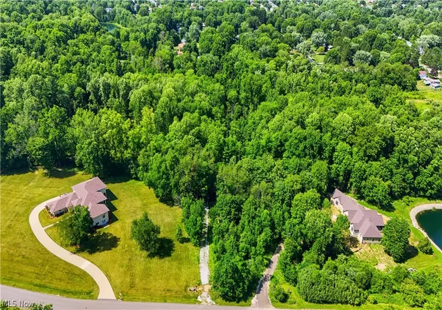 2nd image of 20 S Hametown Rd, Akron, OH 44321 | MLS# 5224074