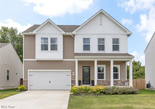 Homes for sale in Elyria, OH | 110 Harvest Wy, Elyria, OH 44035 | MLS# 5223471
