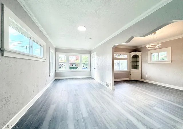5th image of 4025 Henritze Ave, Cleveland, OH 44109 | MLS# 5212201