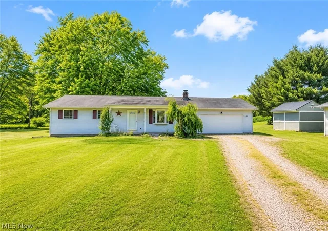 4th image of 9754 Stonecreek Rd, Newcomerstown, OH 43832 | MLS# 5223756
