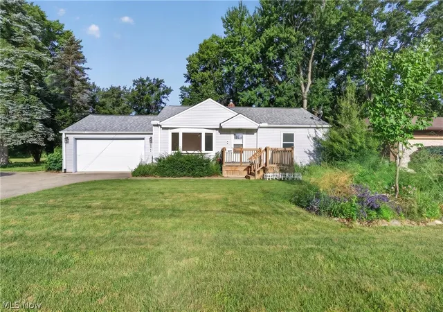 Homes for sale in North Olmsted, OH | 5612 Fitch Rd, North Olmsted, OH 44070 | MLS# 5223949