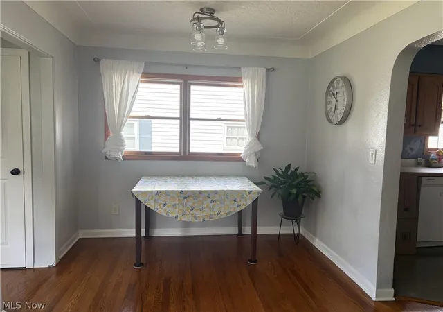 4th image of 246 Hilliard Rd, Elyria, OH 44035 | MLS# 5224105