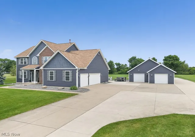 4th image of 19137 Landing Ln, Columbia Station, OH 44028 | MLS# 5221773