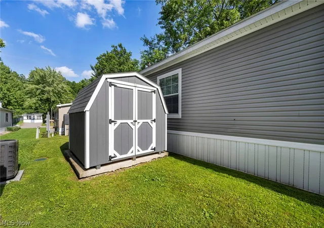 Homes for sale in Amherst, OH | 285 Westwoods, Amherst, OH 44001 | MLS# 5223993