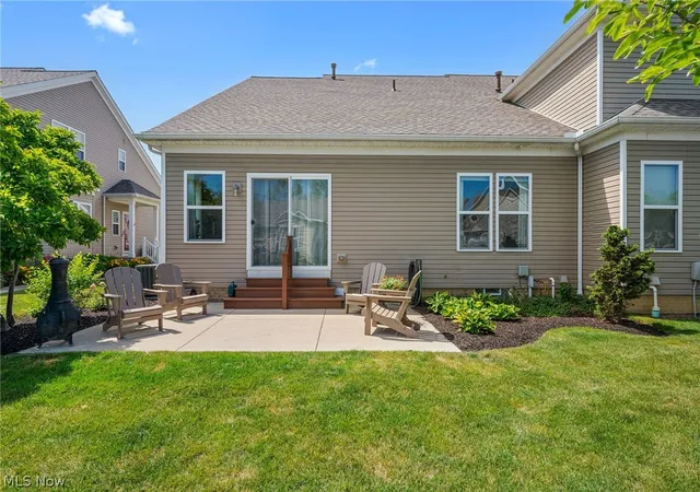 image of 8329 Beaumont Dr, Mentor, OH 44060 | MLS# 5224159