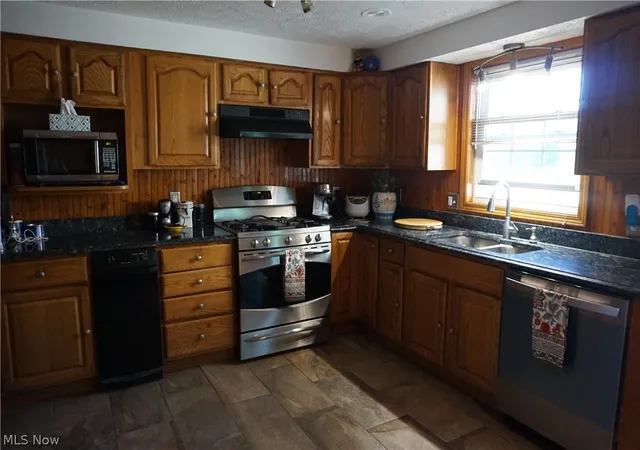 3rd image of 6019 New London Rd, Ashtabula, OH 44004 | MLS# 5223269