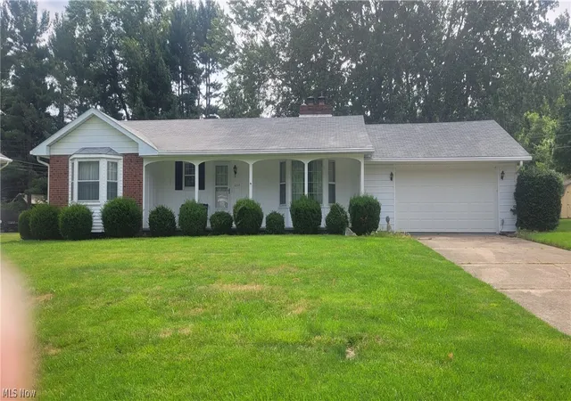 Homes for sale in Amherst, OH | 6359 Balsam Dr, Amherst, OH 44001 | MLS# 5224188