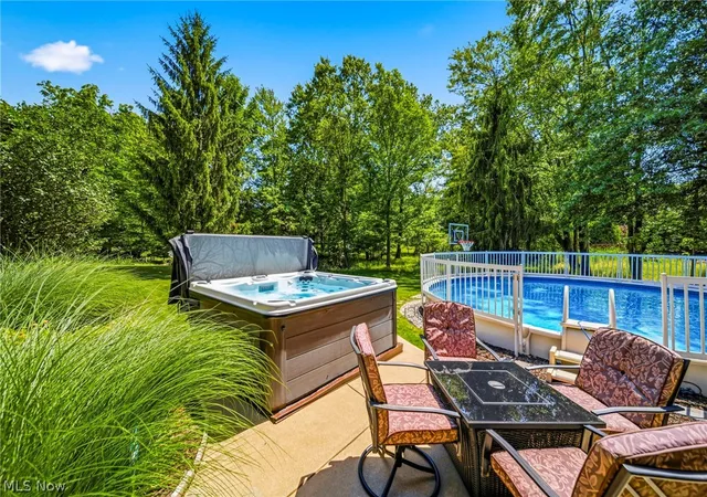 Homes for sale in North Royalton, OH | 3173 Rosewood Oval, North Royalton, OH 44133 | MLS# 5222376