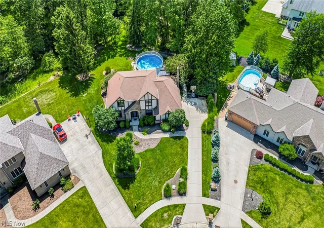 Homes for sale in North Royalton, OH | 3173 Rosewood Oval, North Royalton, OH 44133 | MLS# 5222376