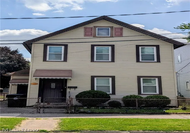 Homes for sale in Cleveland, OH | 2051 W 18 St, Cleveland, OH 44113 | MLS# 5222414