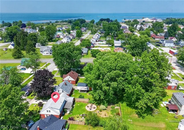2nd image of 880 Sandusky St, Conneaut, OH 44030 | MLS# 5223522