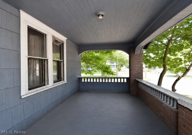 Homes for sale in Akron, OH | 30 W Dalton St, Akron, OH 44310 | MLS# 5224195