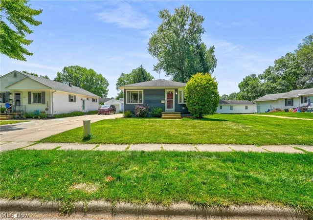 Homes for sale in Cuyahoga Falls, OH | 626 Alameda Ave, Cuyahoga Falls, OH 44221 | MLS# 5223357