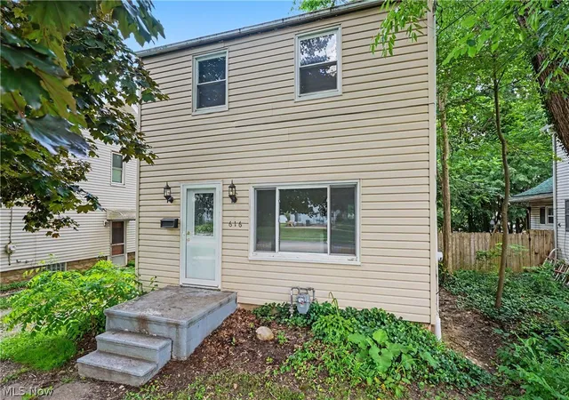 Homes for sale in Cuyahoga Falls, OH | 616 Tallmadge Rd, Cuyahoga Falls, OH 44221 | MLS# 5223461