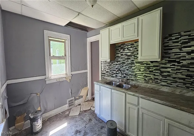 4th image of 7705 New York Ave, Cleveland, OH 44105 | MLS# 5223721