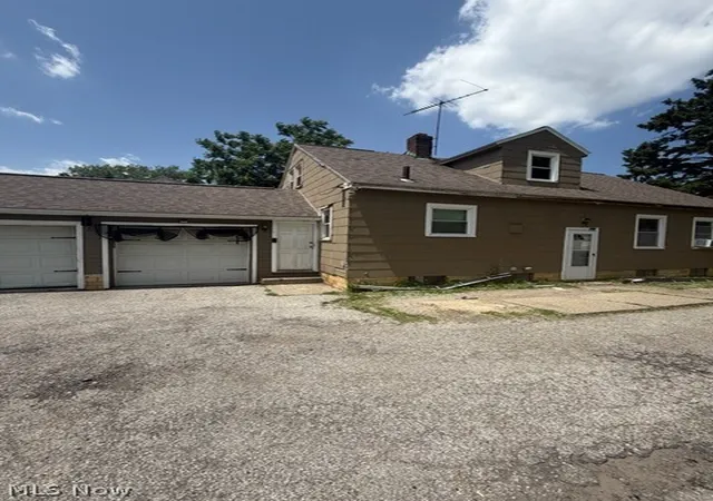 Homes for sale in Bedford Heights, OH | 21880 Louis Rd, Bedford Heights, OH 44146 | MLS# 5224285